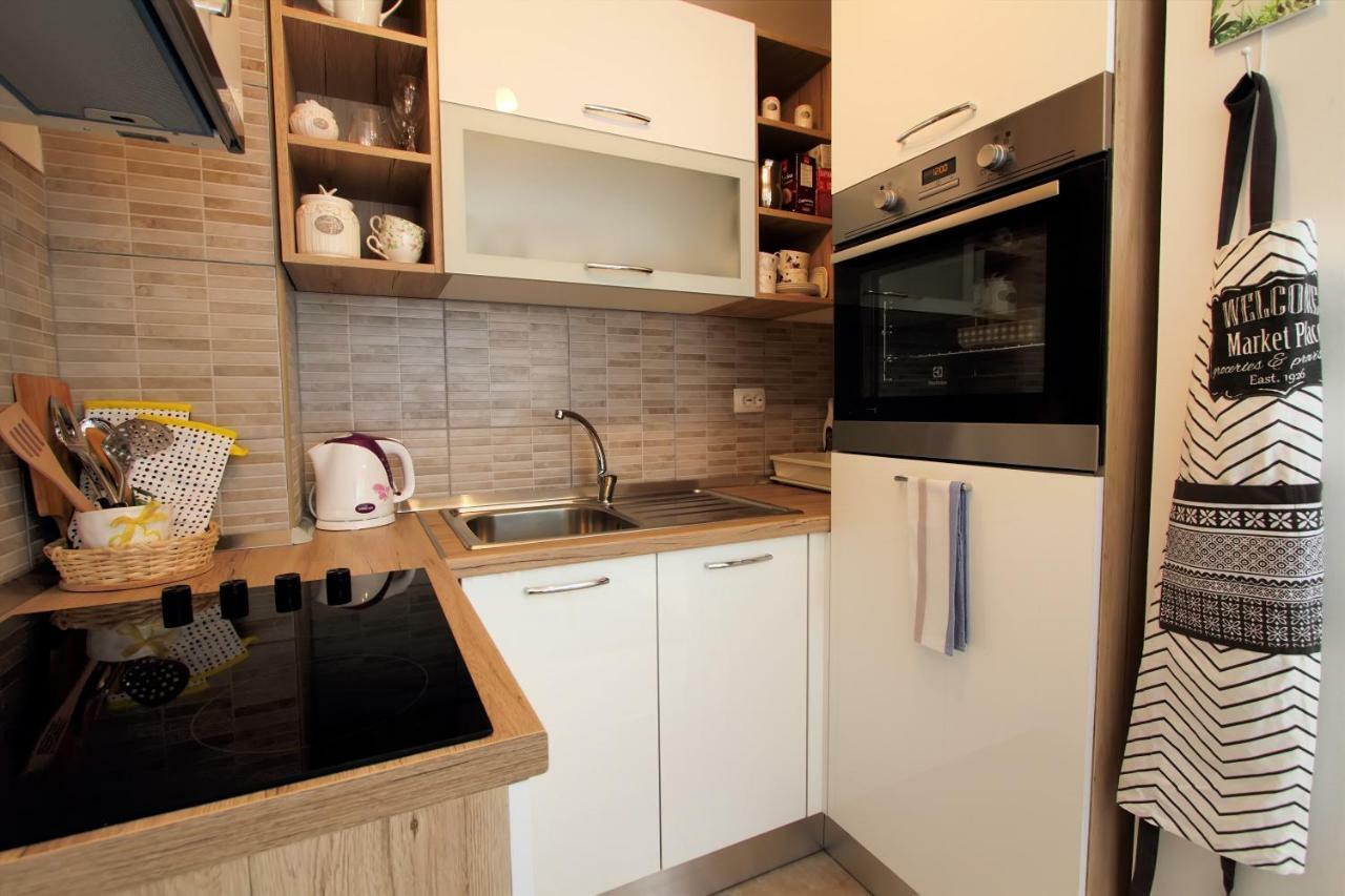 Appartement Apartman Ana à Otočac Extérieur photo